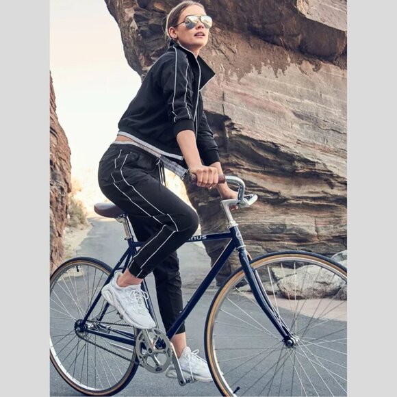 Athleta Brooklyn Jogger Pants Black White Colorblocked 4552 - Picture 2 of 12